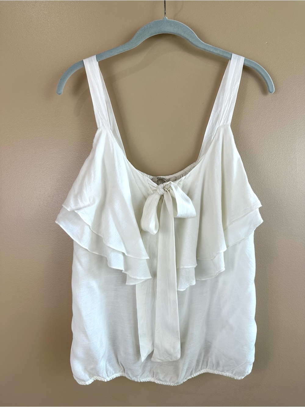 Old Navy Cream Tiered Ruffle Tie Front Tank Top Sz Small Boho Cami Blouse Fairy